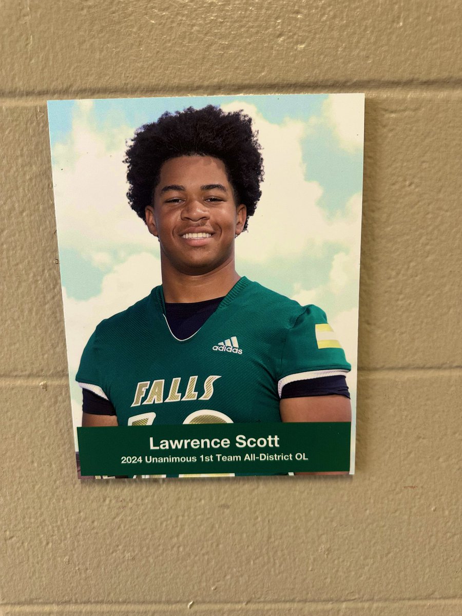 Lawrence_scott5's tweet photo. https://t.co/RIBWnbErOq https://t.co/mg6ymwWm8m