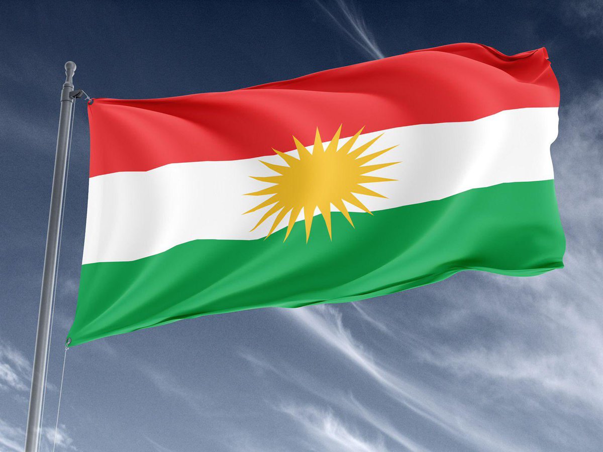 treefa_aziz's tweet photo. Happy Kurdistan Flag Day https://t.co/eT6WCeM4fj