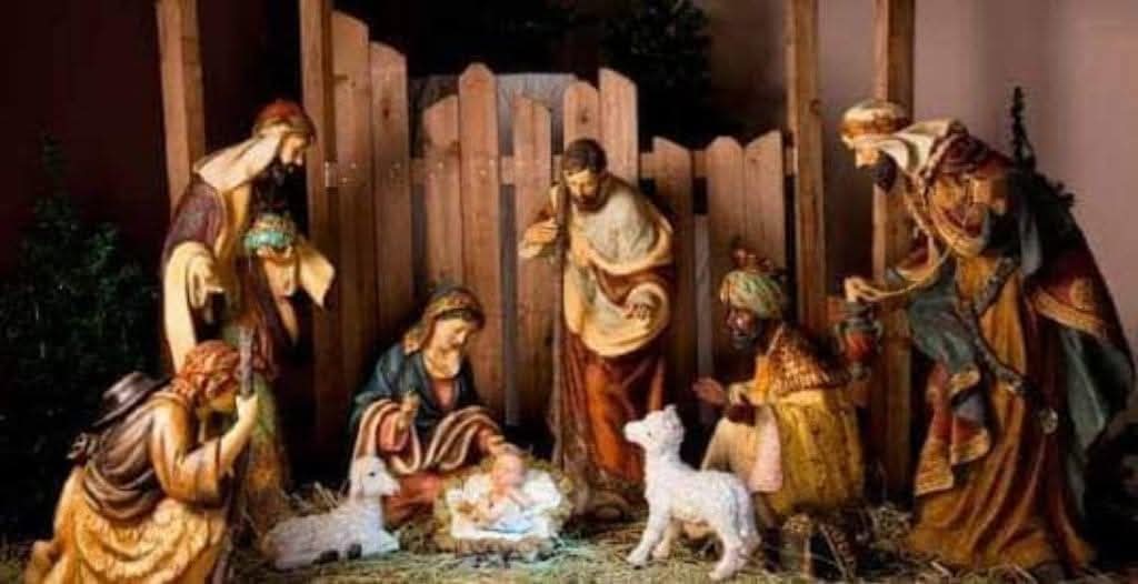 jazzarqjcarreon's tweet photo. Amigos de Jazz Arquitectónico!! Hoy un programa especial: "El significado de la Navidad". Con la participación de la Arq Isabel Cantu. En punto de las 8pm. 
En la música, Jazz Navideño!!
Sintonízanos por el 1670 de AM, ó por: 
https://t.co/6FaGfySS6o https://t.co/vvg8voAlp2