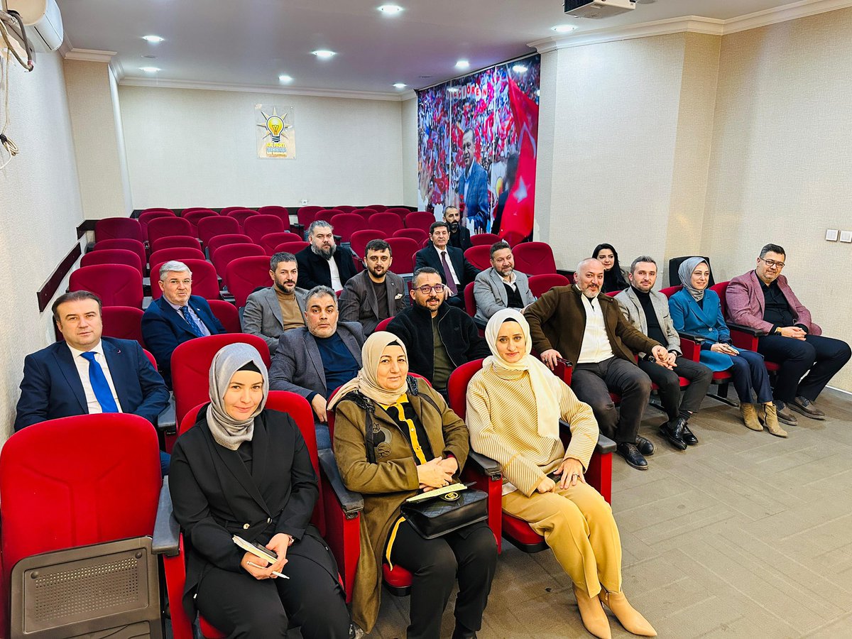 Haftalık Olağan Yürütme Kurulu toplantımızı İlçe Başkanımız Sn. Kadir KARAPINAR Başkanlığında gerçekleştirdik. 

<a href="/RTErdogan/">Recep Tayyip Erdoğan</a> 
<a href="/hakanhanozcan/">Hakan Han ÖZCAN 🇹🇷</a> 
<a href="/AkpartiAnkara/">AK Parti Ankara</a> 
<a href="/AKadirkarapinar/">Kadir KARAPINAR🇹🇷</a>