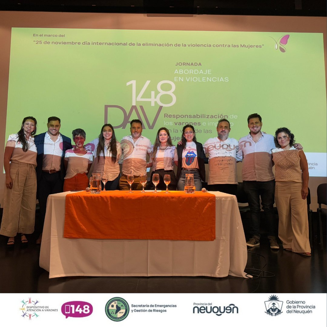 linea148's tweet photo. Registros de una gran jornada! 📸
Gracias a la comunidad, referentes e instituciones que participaron. Compartir lo que hacemos y fortalecer los lazos es clave para el trabajo en toda la provincia.

#Neuquén 🇦🇷 https://t.co/m6L2gr9lFx
