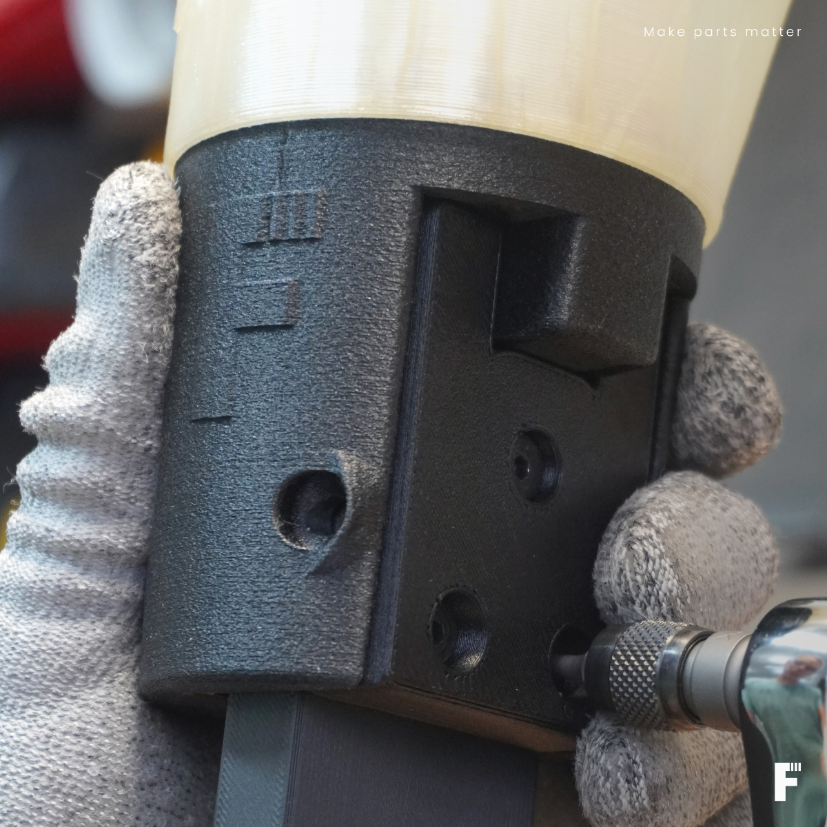 fiberthree's tweet photo. We partnered with Berlin-based Endless Industries to create an “all printed” prothesis.
Endless Industries printed the foot spring, using their endless carbon fiber technology.
We printed the socket from our F3 PA Ortho and the adapter from F3 PA-GF30 Pro.

#3dprinting #prothesis https://t.co/kPIi8xFFy7