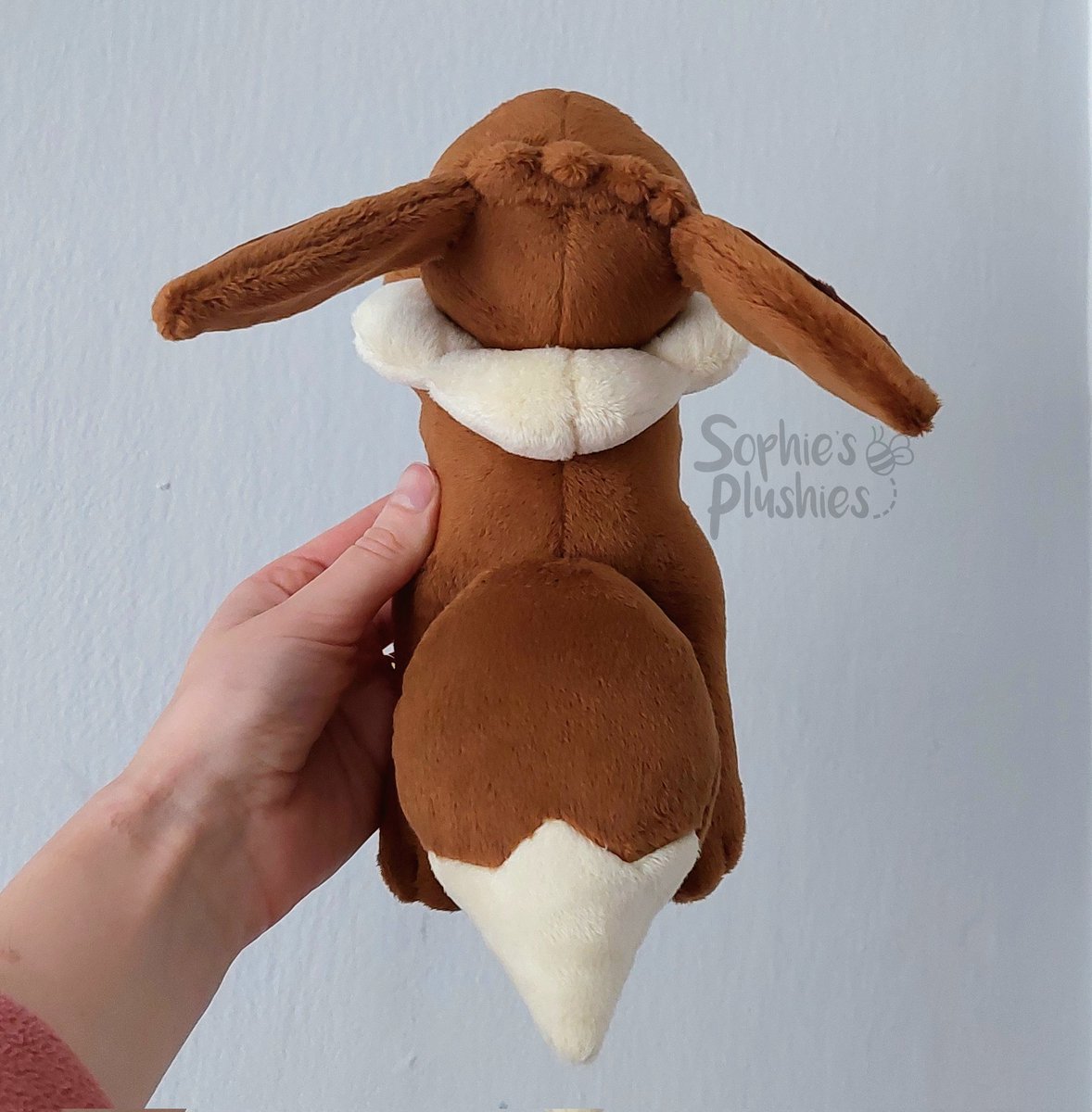 SophiesPlushies's tweet photo. I'm back to feeling better again! 🥰

Continuing with the Eeveelution beanie set, Eevee is all finished! Up next will be Vaporeon.  🌊

#pokeplush #Eeveelutions https://t.co/SNO0t4NJ2s