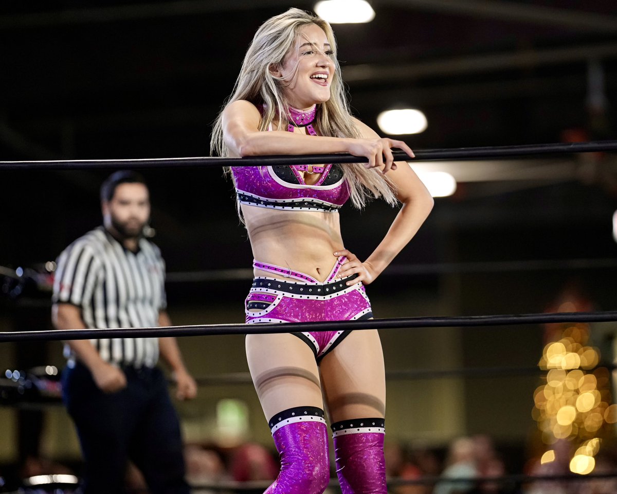 edwinc1017's tweet image. 📸 @ZaydaSteel #WWN #BattleForTheBelts #WomensWrestling #WWEID