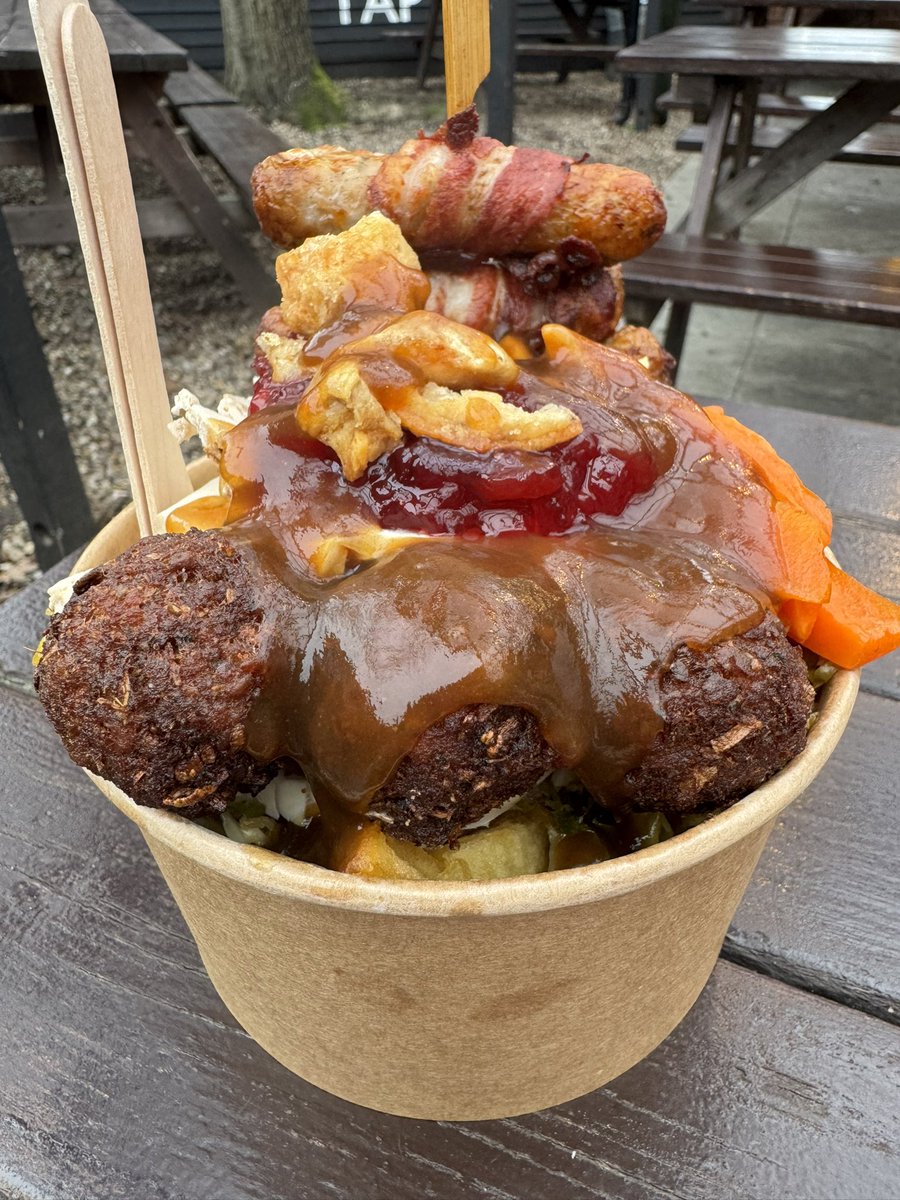 Fry up inspector (@fryupinspector) on Twitter photo “All the trimmings” loaded chips by <a href="/motherchips/">Motherchip</a> will definitely get you in the festive mood. Twice fried chips loaded with sliced turkey crown, pigs in blankets, crushed pork scratchings, maple glazed carrots, fried sprouts, stuffing balls and cranberry sauce. A heavenly combo! “All the trimmings” loaded chips by <a href="/motherchips/">Motherchip</a> will definitely get you in the festive mood. Twice fried chips loaded with sliced turkey crown, pigs in blankets, crushed pork scratchings, maple glazed carrots, fried sprouts, stuffing balls and cranberry sauce. A heavenly combo!