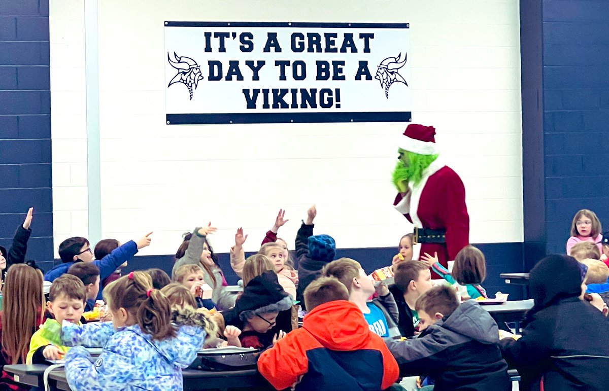 Becky Biedermann (@mpsbiedermann) on Twitter photo Kiddos were super excited to see the Grinch show up for lunch today!! <a href="/mpschools/">Marysville Public Schools</a> #WatchDOGS #MEMSPA #Joy Kiddos were super excited to see the Grinch show up for lunch today!! <a href="/mpschools/">Marysville Public Schools</a> #WatchDOGS #MEMSPA #Joy