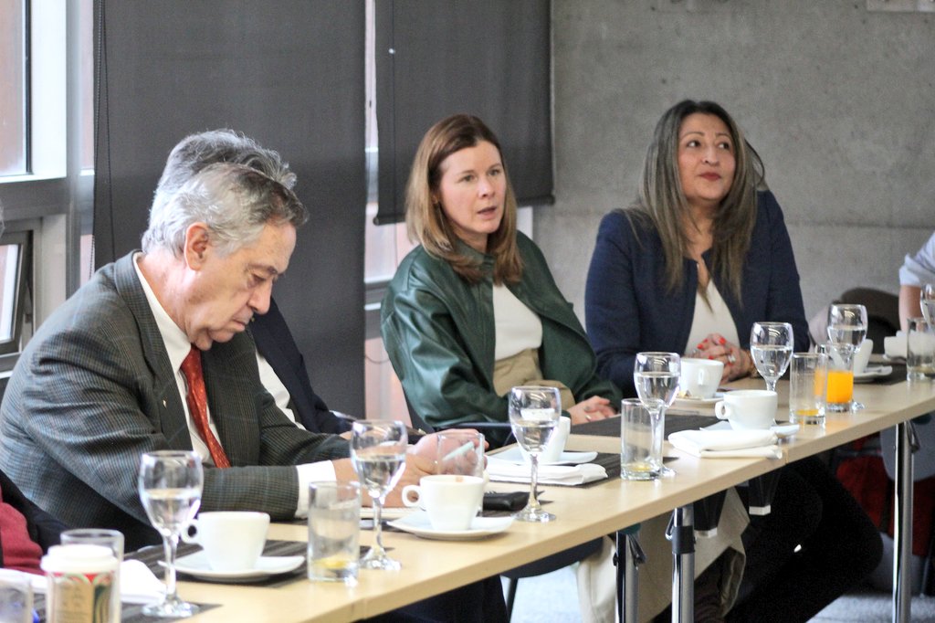 ComiteCIRC's tweet image. #CIBC/ En la última sesión del año del Intergremial, la @camaracomerbog
presentó los avances del proyecto del Campus de Ciencia, Tecnología e Innovación de #Bogotá y la #Región, y
los sectores que conforman el comité presentaron un balance de la gestión realizada durante 2024