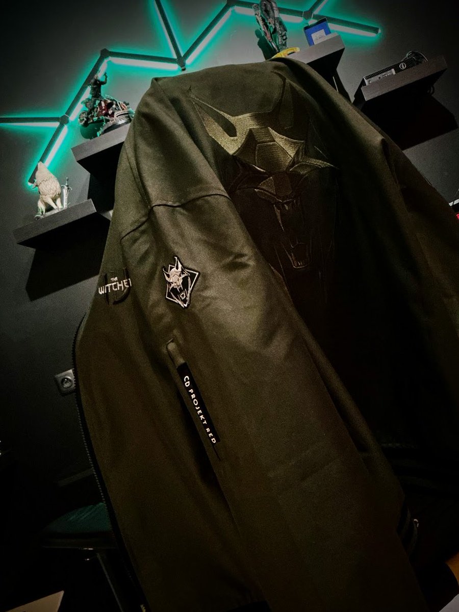 Cordero (@lamb_sp) on Twitter photo Santa Witcher (aka <a href="/CDPROJEKTRED/">CD PROJEKT RED</a>) came early to the studio!
Got my first #Witcher4 clothing goodie, and I absolutely love the style!❤️ Santa Witcher (aka <a href="/CDPROJEKTRED/">CD PROJEKT RED</a>) came early to the studio!
Got my first #Witcher4 clothing goodie, and I absolutely love the style!❤️