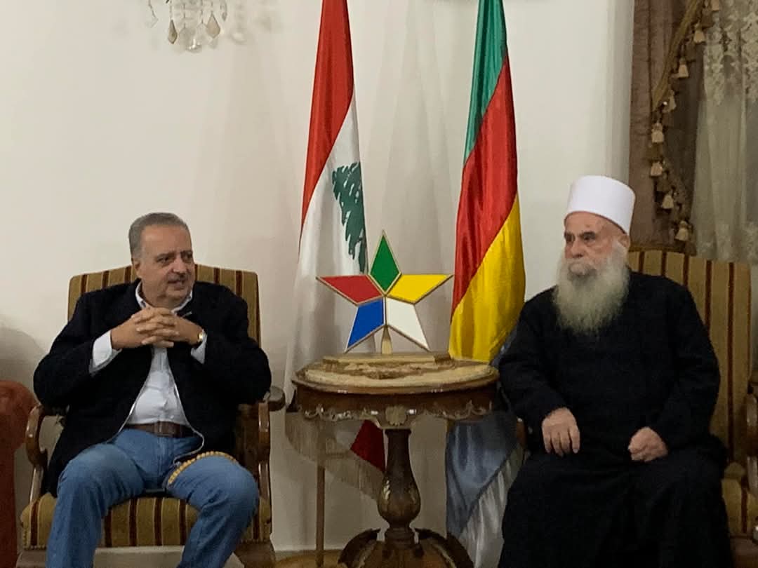 مشيخة عقل طائفة الموحدين الدروز في لبنان (@mwahdindroz) on Twitter photo استقبل سماحة شيخ عقل طائفة الموحدين الدروز #الشيخ_نصرالدين_الغريب رئيس الحزب الديمقراطي الأمير #طلال_ارسلان على رأس وفد من الحزب بحضور الوزير السابق #صالح_الغريب وعدد من الفعاليات وتم البحث في آخر المستجدات العامة والأوضاع الراهنة.
#لبنان
<a href="/talalarslane/">Talal Arslan</a> <a href="/salehalgharib/">Saleh Al Gharib</a> استقبل سماحة شيخ عقل طائفة الموحدين الدروز #الشيخ_نصرالدين_الغريب رئيس الحزب الديمقراطي الأمير #طلال_ارسلان على رأس وفد من الحزب بحضور الوزير السابق #صالح_الغريب وعدد من الفعاليات وتم البحث في آخر المستجدات العامة والأوضاع الراهنة.
#لبنان
<a href="/talalarslane/">Talal Arslan</a> <a href="/salehalgharib/">Saleh Al Gharib</a>