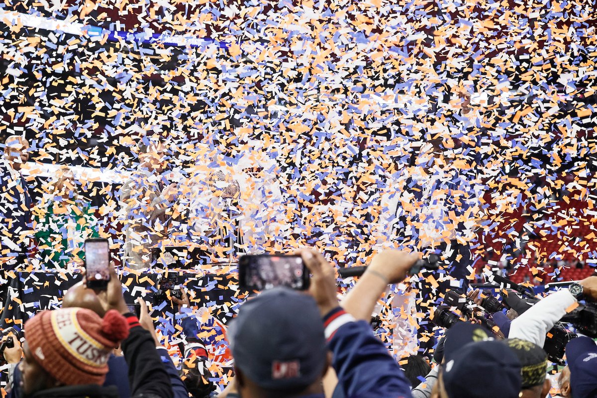 JacksonStateU's tweet photo. You asked, and the call was answered! The City of Jackson is celebrating @gojsutigersfb with a parade for their Celebration Bowl victory! 🐅 

📅 Friday, January 17, 2025, at 3PM
📍 Downtown Jackson

📰 | https://t.co/hc4puiFN9b https://t.co/UQ0PBoeXOX