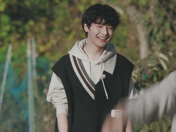 Arya ☯︎⁸ | curly orange innie 🍉 tweet media