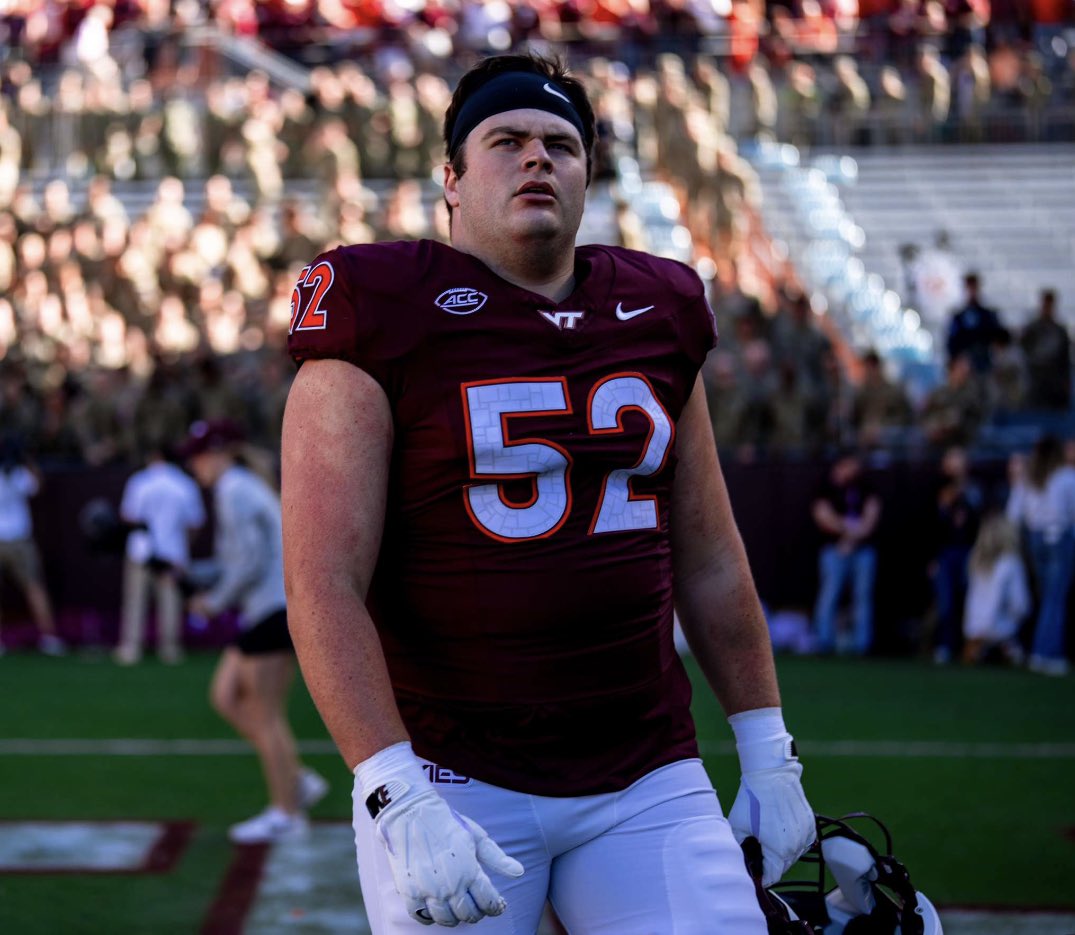 BREAKING: Virginia Tech OL Tyler Smedley has entered his name in the transfer portal. 

He appeared in three games this season and graded out at a 63.2 according to PFF. 

He is a redshirt junior and has one year of eligibility remaining.