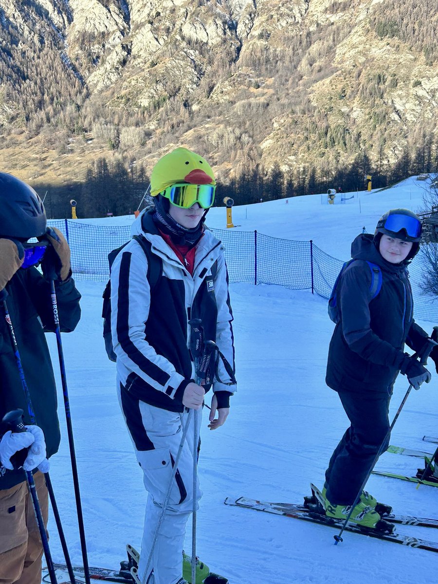 HumberstonA's tweet photo. Our advance group instructor made Jack E wear the hat as he fell over a few times this morning. Jack was over the moon with this decision. 😂🐤 Well done for being a good sport! https://t.co/SPBQqjeg50