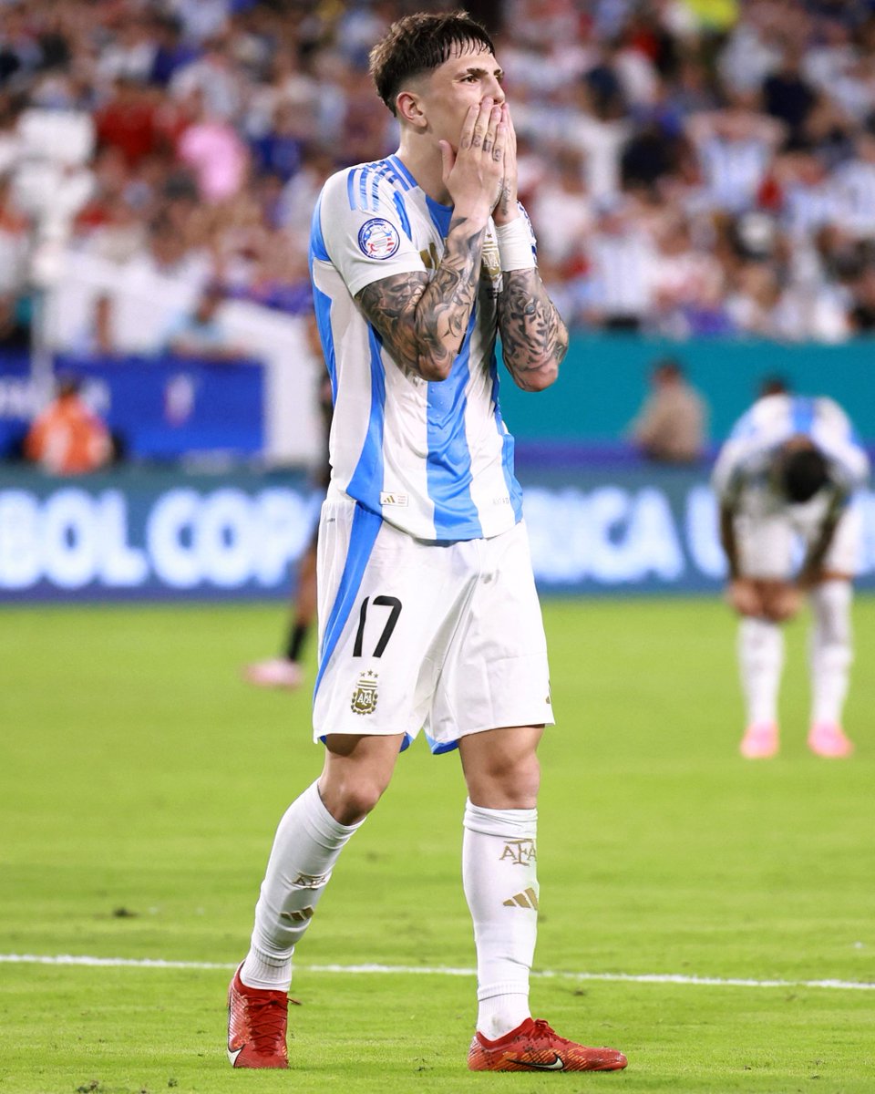 CopaAmerica's tweet photo. GARNACHOOOOOOO 🎯 https://t.co/jwFrz5NSb2
