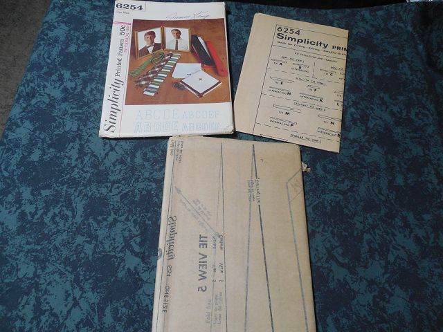 Check out this listing on #Mercari - #Vintage Simplicity 6254 #Sewing Pattern from 1965 for a man's tie: mercari.com/us/item/m42446…