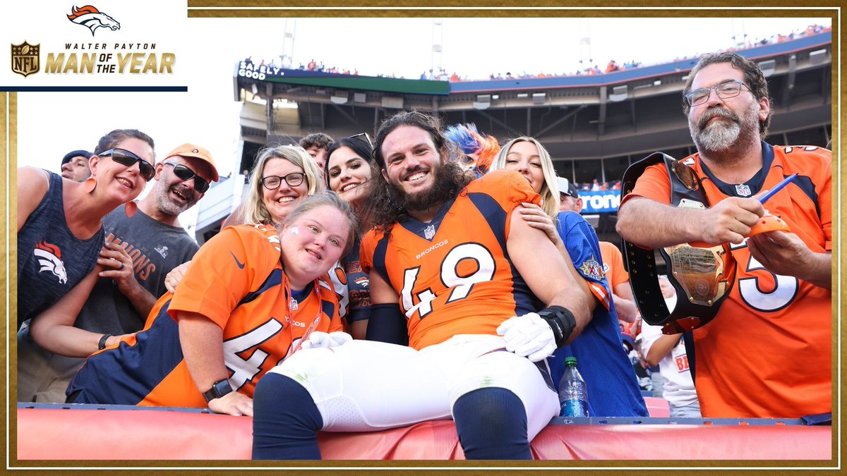 BroncosOffField (@broncosofffield) on Twitter photo 1️⃣ Retweet = 1️⃣ Vote to help <a href="/alexsingleton49/">Alex Singleton</a> win $35K for Special Olympics!
#WPMOYChallenge 1️⃣ Retweet = 1️⃣ Vote to help <a href="/alexsingleton49/">Alex Singleton</a> win $35K for Special Olympics!
#WPMOYChallenge