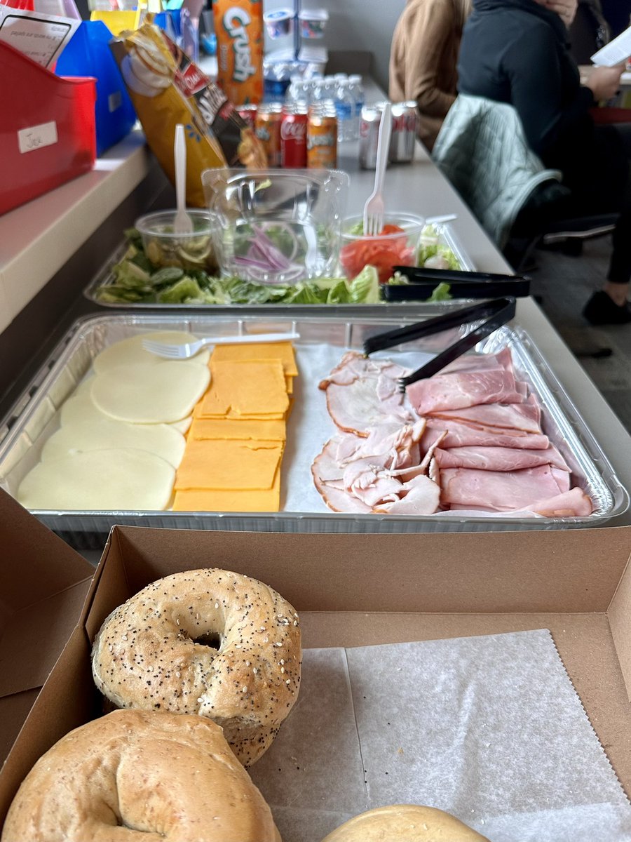 PrincipalMcGinn's tweet photo. We have a student engagement FAST Goal. VanWyk & Honeysett delivered lunch-n-learn pd on C.H.A.M.P.S. It’s a full house in here! #AdultLearning #ParksidePach #PachPride #LookingForLearning #RamPride https://t.co/RYTklU0Jv7