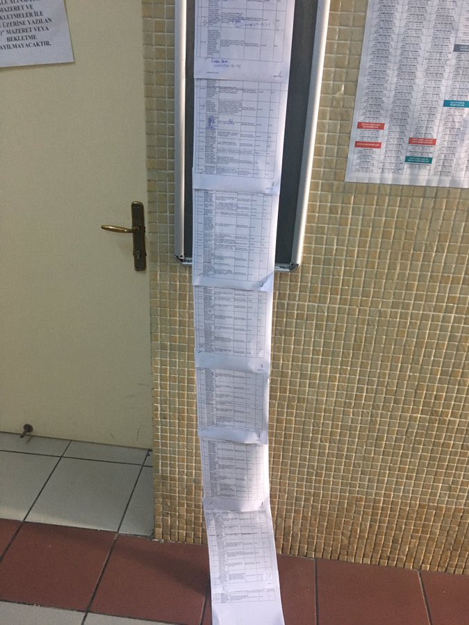 Almanya’da bir duruşma listesi // Türkiye’de bir duruşma listesi

(5 dk şipşak adalet)