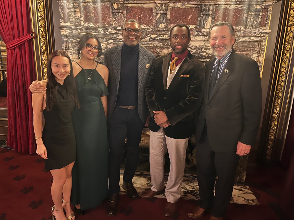 marcusasibley's tweet image. Congratulations to @greenwatchdogNY for a very successful annual Advocates Awards Gala. Was great joining @NWF board members, staff and interns supporting our NY affiliate’s annual event. Respect to the evening’s honorees and to everyone doing #TheWork all year long as well.