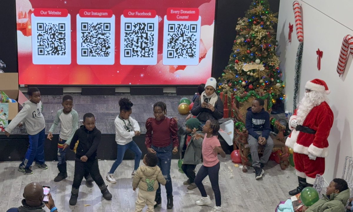 Afrocanadianinc's tweet image. 🎄Gift a Christmas 2024 was pure magic! 🎁
Huge thanks to our amazing sponsors—J.D. Irving (Royale), @eatmandarin, @HondaCanada , @NiagaraParks , @agotoronto , @RipleysAquaCA , @FarmBoy , @TD_Canada &amp;amp; @brandedbites spreading joy this holiday.

#GAC2024 #afrocanadiandevelopmentinc