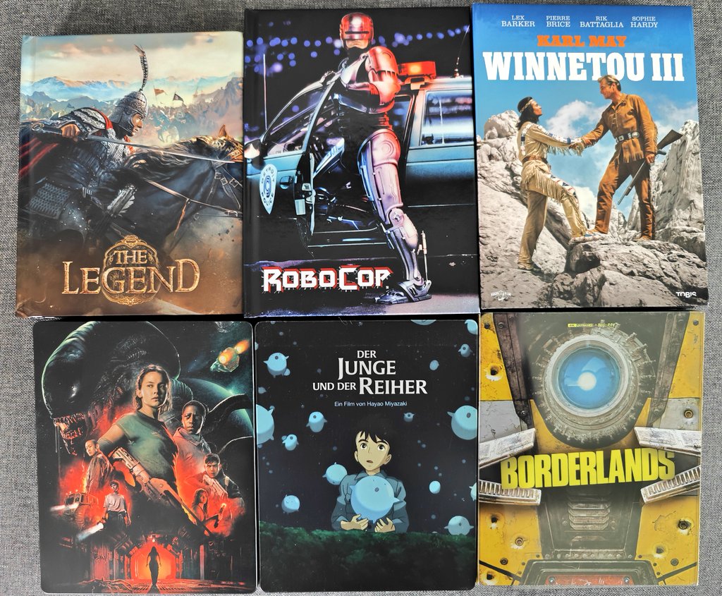 Ein paar neue Bestellungen für diesen Monat sind angekommen 😉 
#NeuImRegal