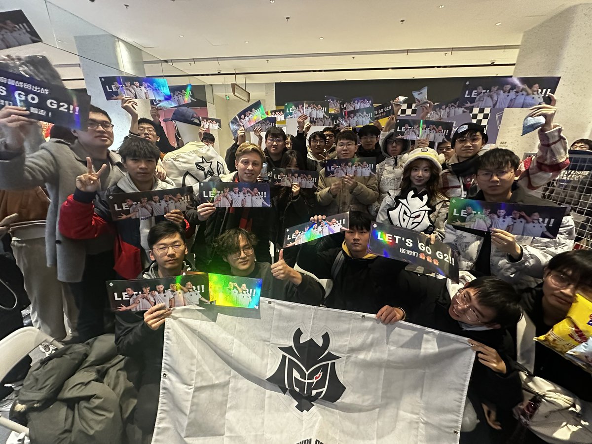 ONWEAR (@onweargg) on Twitter photo Thank you all for coming ❤️ The pop-up experience wouldn't be the same without all of you in Shanghai. Love from us and all the teams here at the ONWEAR Pop-up <a href="/Team__Spirit/">Team Spirit CS2</a>, <a href="/G2CSGO/">G2 CS</a>, and <a href="/TeamVitalityCS/">Team Vitality CS</a>. Thank you all for coming ❤️ The pop-up experience wouldn't be the same without all of you in Shanghai. Love from us and all the teams here at the ONWEAR Pop-up <a href="/Team__Spirit/">Team Spirit CS2</a>, <a href="/G2CSGO/">G2 CS</a>, and <a href="/TeamVitalityCS/">Team Vitality CS</a>.
