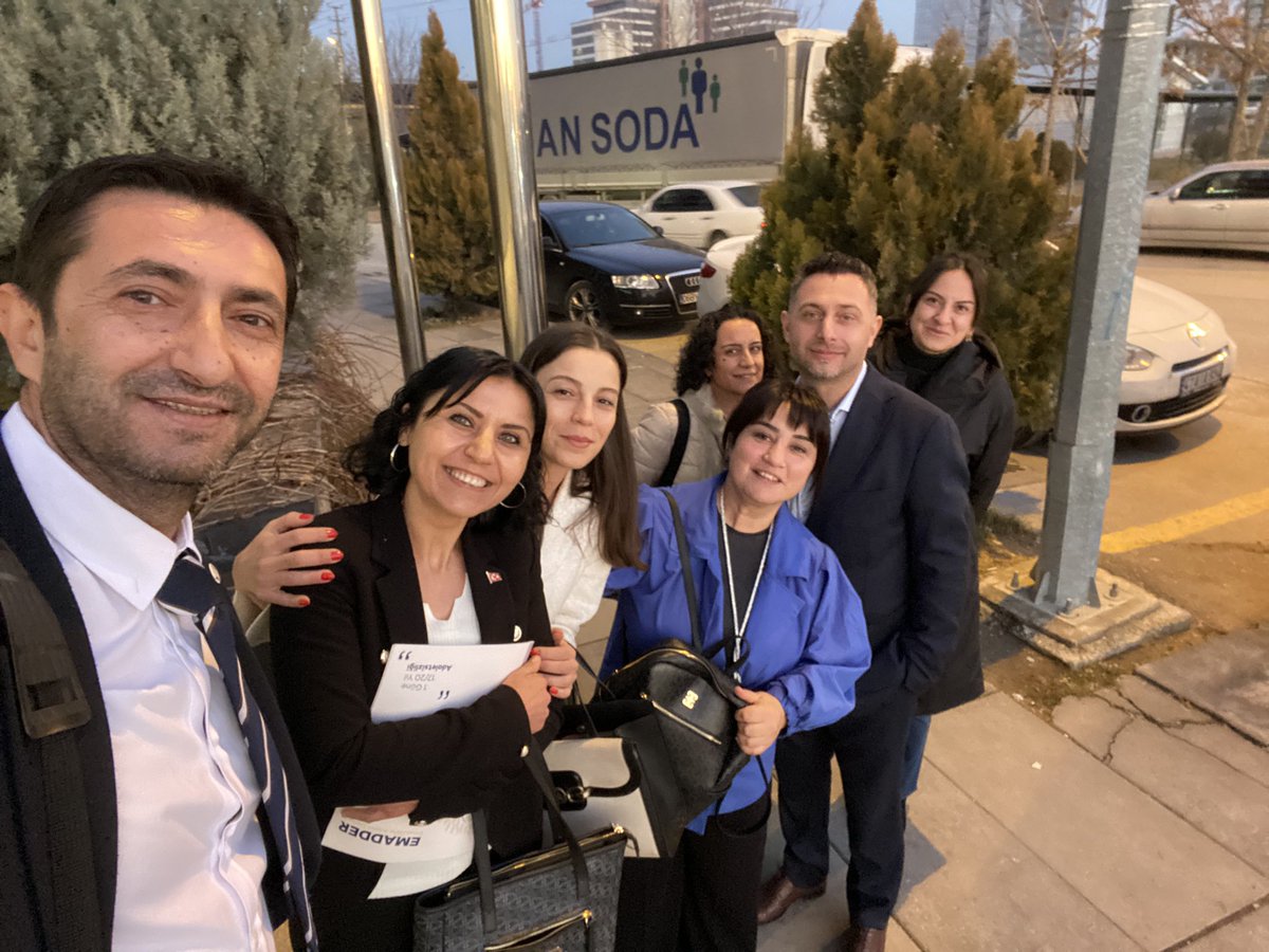 aykutugurlu's tweet photo. Derdimiz Kademe 
Davamız Kademe
Mücadelemiz Kademe 

Sesimizi her yerden duyurmaya devam edeceğiz.. 

@EmadDernegi 
@CokunAtr1907 
@cydsahinn 
@GungorSerd16487 
@sgezer0677 
@ozdilane 
@OSMANOZBEK83 
@aygeesul 

#KademeOlmadanAdaletOlmaz https://t.co/x4ZsphTXPk