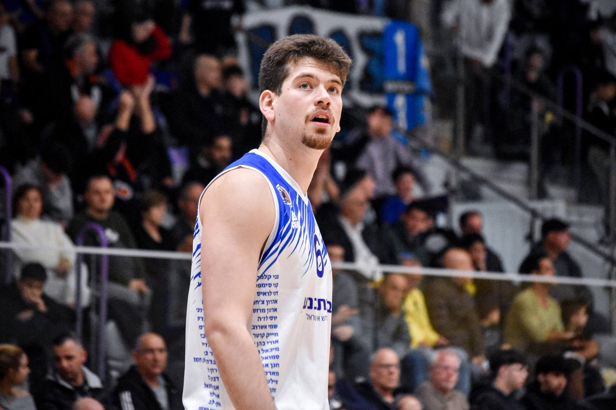 פשוט כיף לראות ההתקדמות של דורי סהר העונה במכבי רמת גן. הנה הוא, במשחק מכריע בליגת האלופות, קולע 4 נקודות רצופות עבור קבוצתו ברבע הראשון, בנוסף לפעולות לחימה. ללא ספק אחד מתגליות העונה