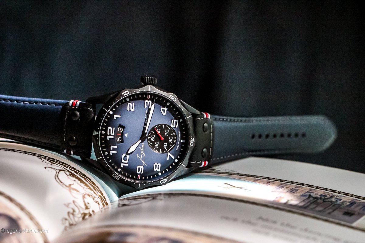 Legendoftimecom's tweet photo. Check out JUNGHANS MEISTER Pilot automatic 027/4397.00 Navy Blue 43mm Watch 27/4397.00 NEW https://t.co/LpA6hXZgez #eBay via @eBay https://t.co/MHnQUrbQhS