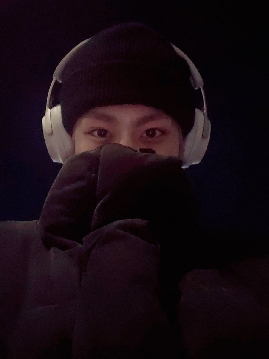 aisunny7's tweet photo. @BELIFTLAB Please protect your artist, c engenes have gathered the money to offline anti jungwon tmr, including trucks and wreaths with very harsh words. We want our leader to be safe and protected from all these chaos. Please spread this message.‼️
#WeLoveYouJungwon https://t.co/lvPFNQW4el