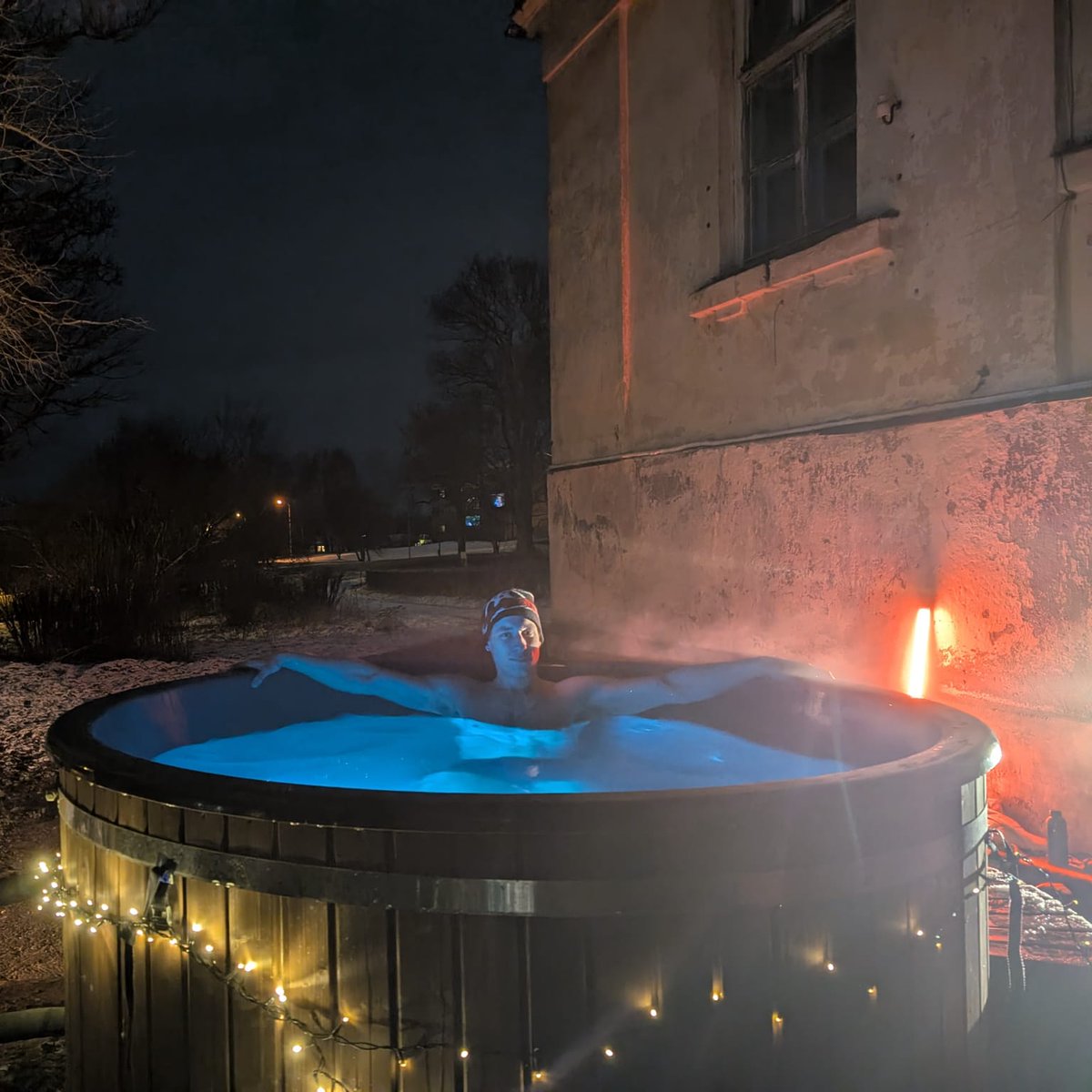 Atpūtieties stilīgi Padures muižā! 🌿✨ Pievienojiet luksus burbuļvannu no Kubla noma Kuldīga un izbaudiet zvaigžņotu, mierpilnu atpūtu. Mēs izmēģinājām – baigi forši!

#PaduresMuiža #AtpūtaUnRelaksācija #Burbuļvanna #Kuldīga