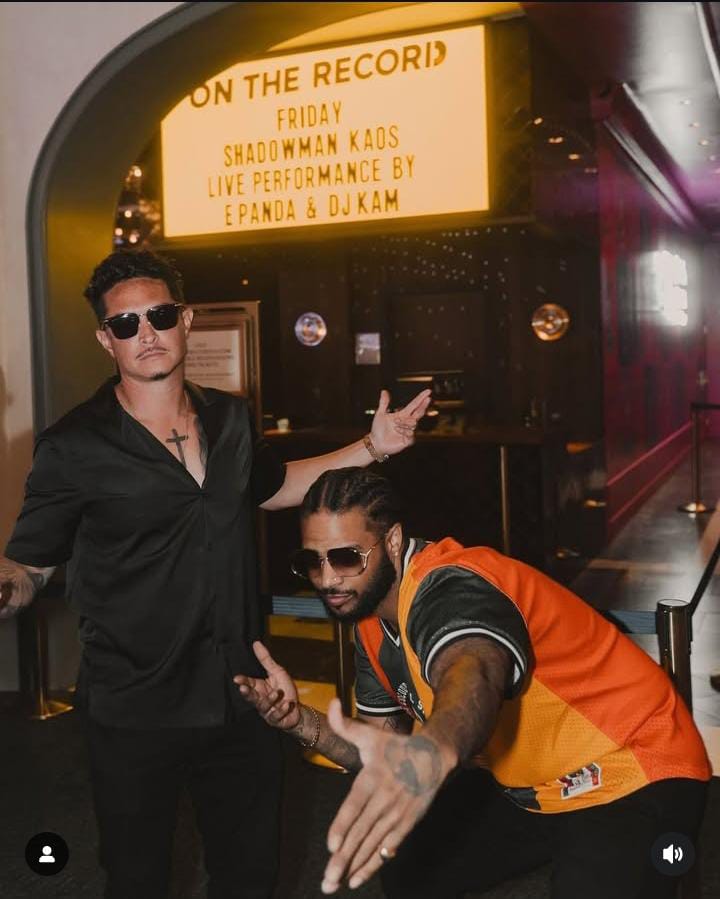 UliNegri568095's tweet photo. Eric e Kameron 🫶

#hooligansbm #BrunoMars #erichernandez #kameron https://t.co/JdUxScvbp0