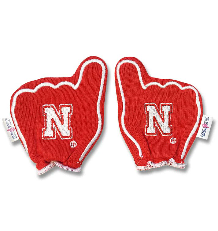 HuskGuys's tweet photo. 👶🏈 Calling all Baby Cornhuskers! 🏈👶

Gear up your little fan with officially licensed Nebraska FanMitts™! 🙌

You gotta start your kids at birth - check it out!

✔️ Stretchable & breathable cotton fleece 
✔️ Adorable Go Big Red! design 

Shop now and raise a true Husker from day one! 🛒 #GBR #Huskers