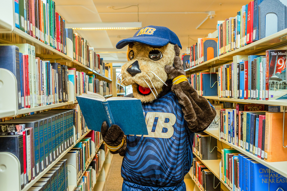 CSUMB's tweet image. 📚 It’s #FinalsWeek at #CSUMB! Finals can be tough, but your #OtterRaft is here to cheer you on.

Take breaks, recharge and prioritize YOU — Monte Rey approves. The finish line is so close. You’ve got this, Otters!
