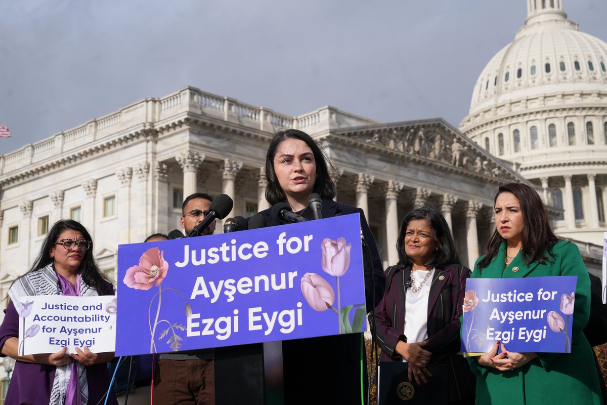 Congresswoman Rashida Tlaib tweet media