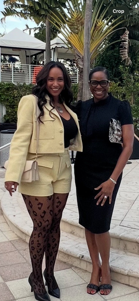 FSMSDC's tweet image. We had an amazing time at Paramount's Content for Change Creators House during Miami Art Week! 🌟 It was an incredible celebration of art, culture, and community, and we were honored to connect with so many inspiring individuals.

#ContentForChange #MiamiArtWeek #ArtAndCulture