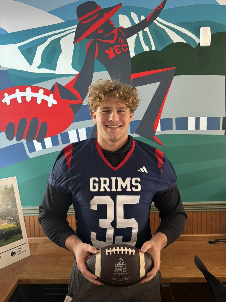 MaxNovak35's tweet image. Thank you @Coach_KKelly @schmidty_3681 for the invitation for a campus tour and an offer to New England college that I am blessed to receive. Go Grims!💪💪