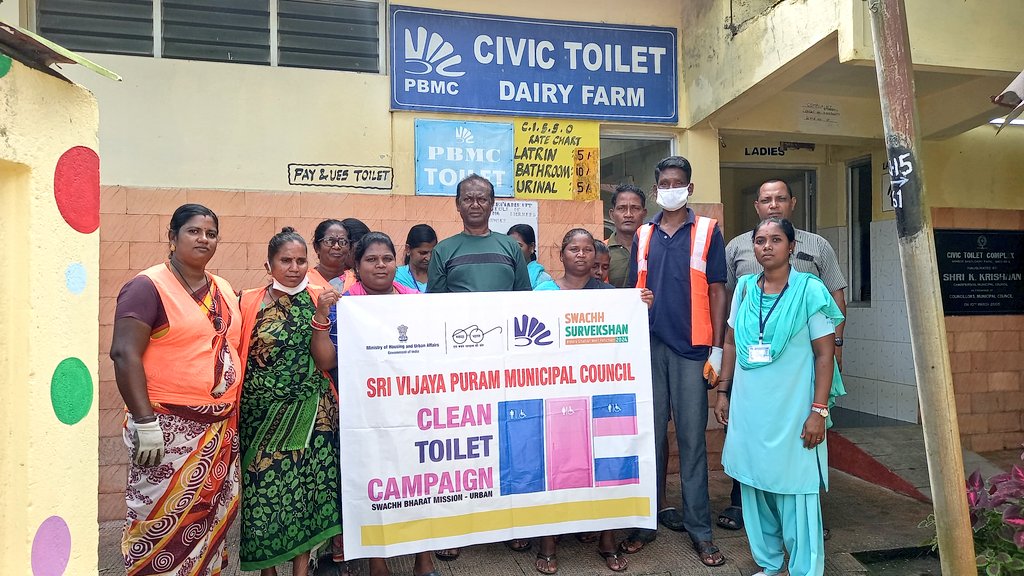 SVPMC_ANI's tweet photo. #CleanToiletChallenge, a cleanliness drive was conducted at the Dairfarm community toilet, focusing on hygiene and sprucing up surroundings with active involvement from the Ward Councillor. Safaimitras &amp; local residents participated, ensuring a cleaner toilets for all!
#SS2024 https://t.co/Ad8E33abuQ