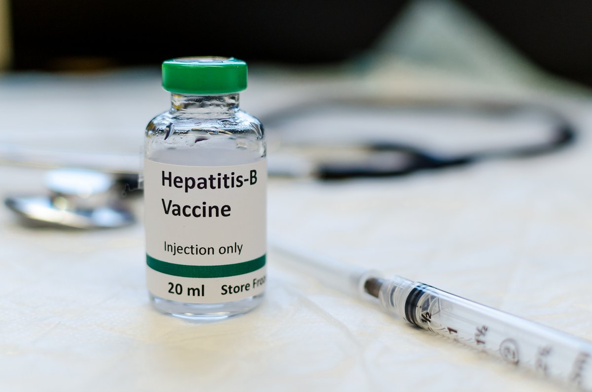 2/ Recently, <a href="/US_FDA/">U.S. FDA</a> approved updated labeling for Heplisav-B vaccine after reviewing new data showing no increased risk above background for adverse pregnancy/birth outcomes associated with receiving vaccine just before conception or during pregnancy. 🔗 bit.ly/3BavxuX