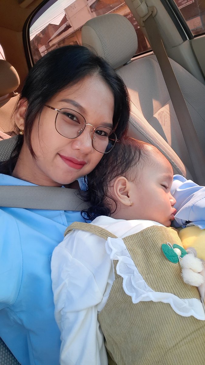 Nonoooo__'s tweet photo. Terimakasih pada diriku yang sudah bertahan hidup selama 24 tahun ini 
Tetaplah bertahan hidup lebih lama lagi walau dengan berbagai halang rintangan untuk menyaksikan makhluk kecil ini bertumbuh dan meraih mimpi 🫶 https://t.co/Tmw2WahI1q
