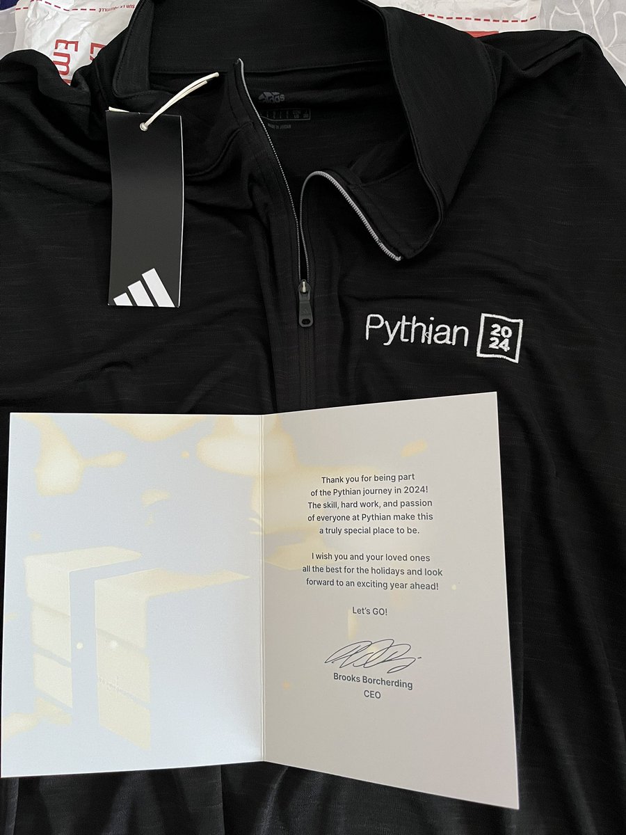 rsalazar_ace's tweet image. Thanks Pythian for the present 🎁🎄🎅 and glad to be part of your organization 🙏🏼
@Pythian 
#PythianLife