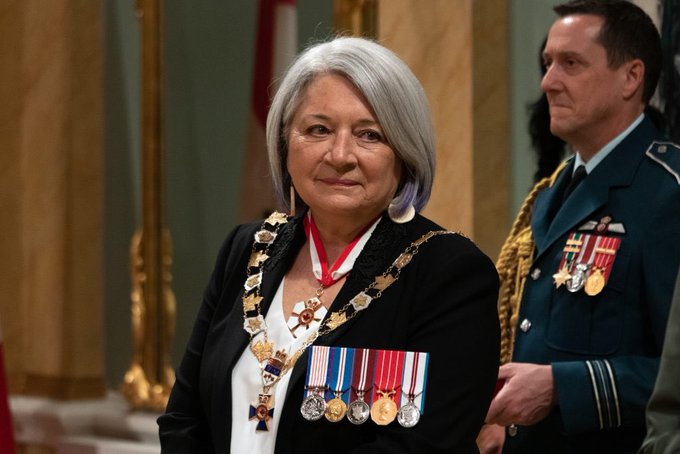 bcbluecon's tweet photo. I so despise govt officials wearing medals they didn't earn. https://t.co/ItbnZJPxyq