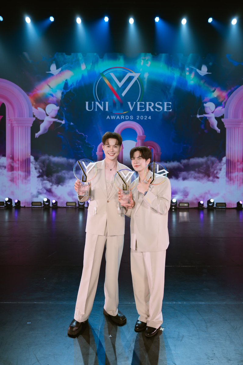 We did it !
ขอบคุณทุกๆคนที่ช่วยกันโหวตให้กับพวกเราลางสังหรณ์ สิ่งนี้มีค่ากับพวกเรามากๆและเป็นพลังสำคัญให้เราอยากพัฒนาตัวเองและสร้างผลงานใหม่ๆให้ทุกคน ขอบคุณที่คอยอยู่ด้วยกันตลอดมา ขอบคุณที่รักพวกเรา รักมากนะรู้ไหม
รางวัลนี้เป็นของคนเก่งของพวกเรา🤍
#BillyBabe 
#bbil1ypn #babiibabe