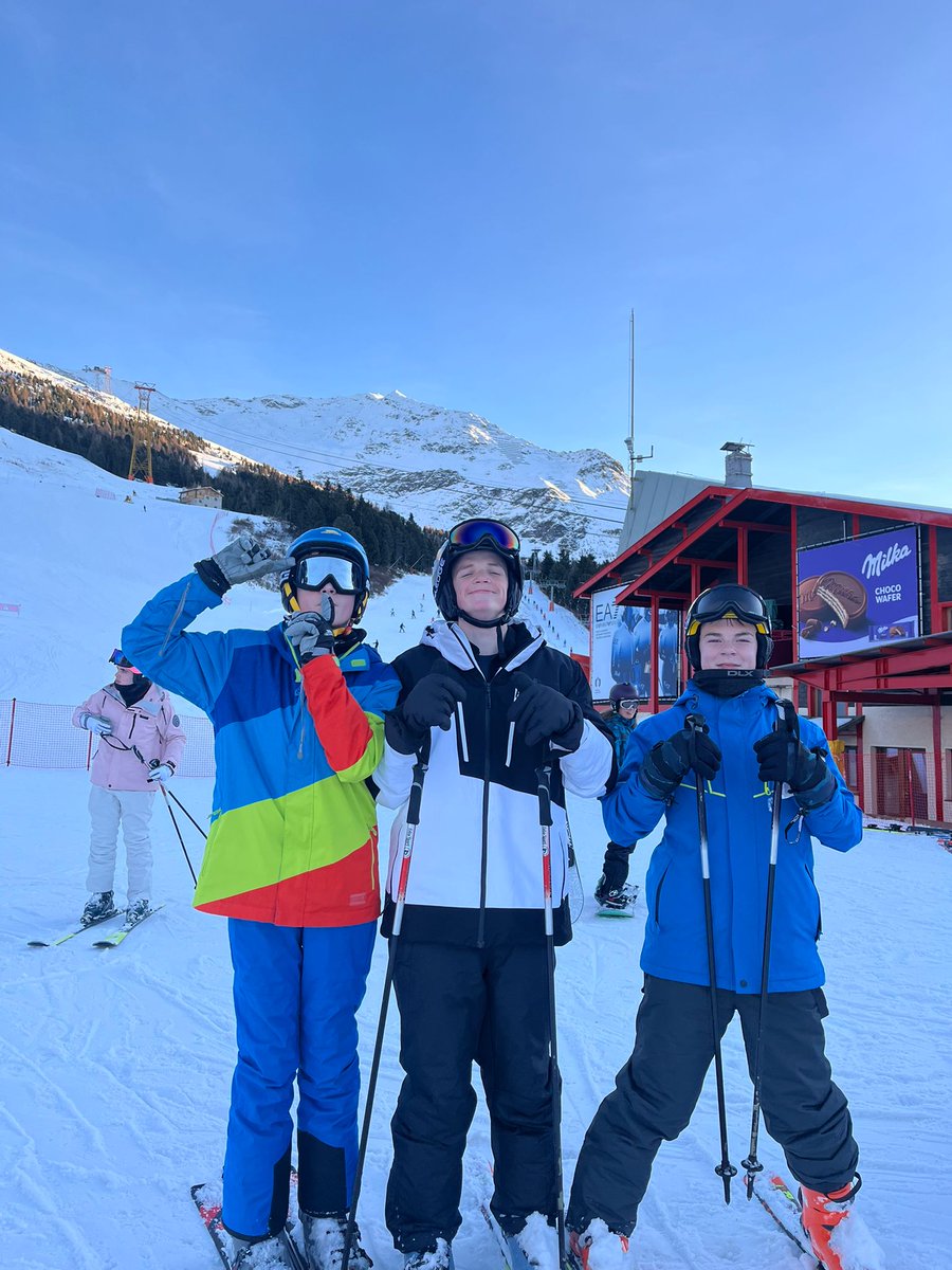 Shebbear College tweet media