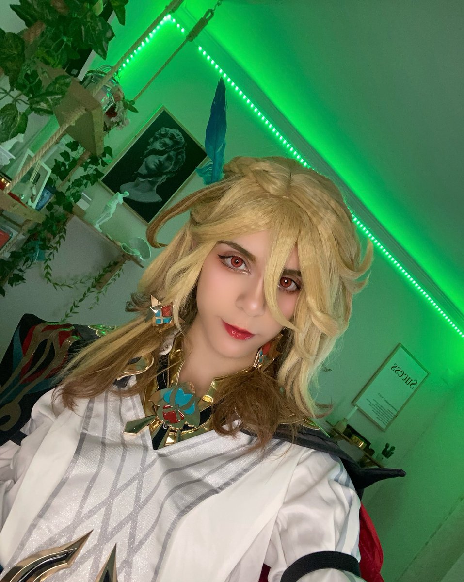 KitCattyCos's tweet photo. Where’s alhaitham? 😔 #Kaveh #kavehtham #Alhaitham #Genshin #GenshinImpact #cosplay https://t.co/Tiqqtn996M