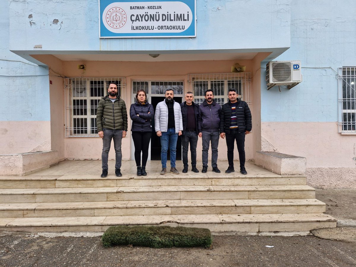 egitimsenbatman's tweet photo. Okul Ziyaretleri kapsamında;
Kozluk ilçemize bağlı;
✅Oyuktaş ilk ve Ortaokulu
✅Çayönü Dilimli İlk ve Ortaokulu
✅75.Yıl ilk ve Ortaokulu
✅Çayönü ilkokulu ve
✅Oyuktaş Yeşilyurt İlkokulu’nu ziyaret ettik.
YAŞASIN EĞİTİM SEN ✌️
#Batman #kozluk 
@KozlkEgitimSen https://t.co/Vo6IRdZ86t