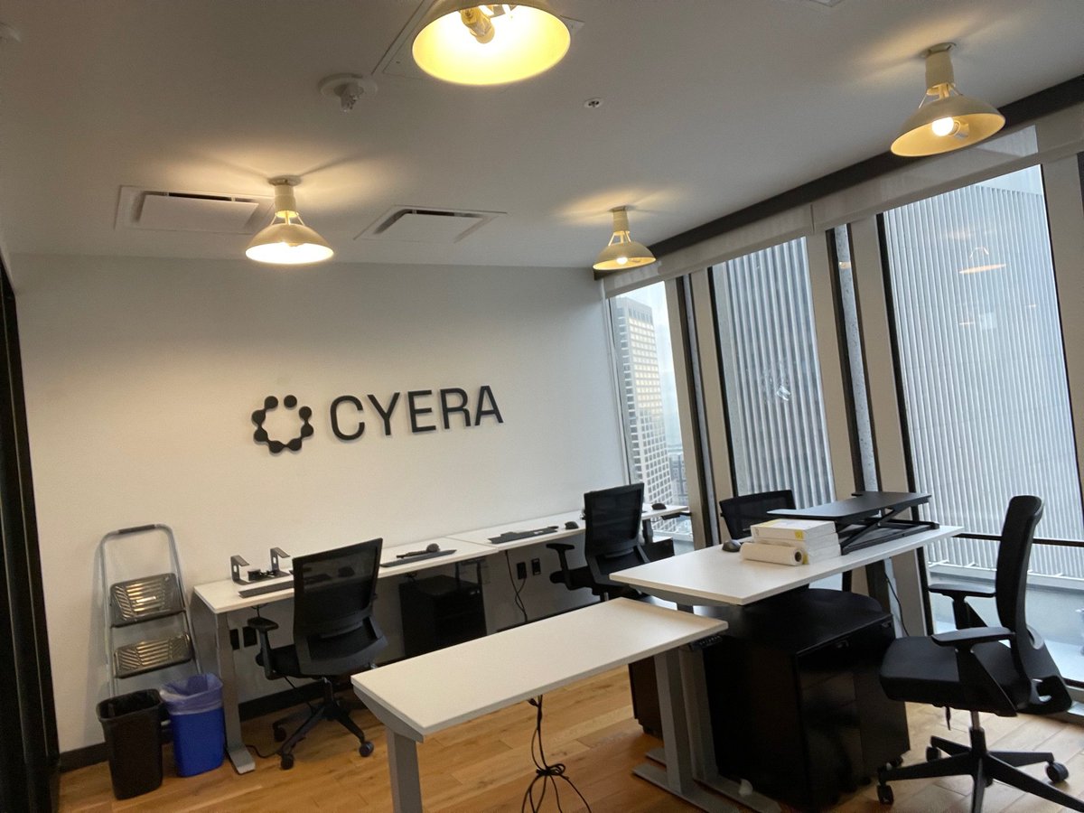 ISIcalifornia's tweet photo. We’re excited to share our latest installation—Cyera's custom pin letters at their WeWork location in San Francisco. These sleek, minimalist letters bring a refined and professional touch to their office. #signinstallations #signindustry #signinstall #installations https://t.co/Gdx5lmgXrA