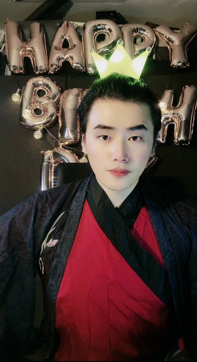 소중한 슐오빠 생일 축하해🎶✨😆✨🎶
シュルオッパ誕生日おめでとう🎁🎂
これからもずっとそばにいるよ🥰