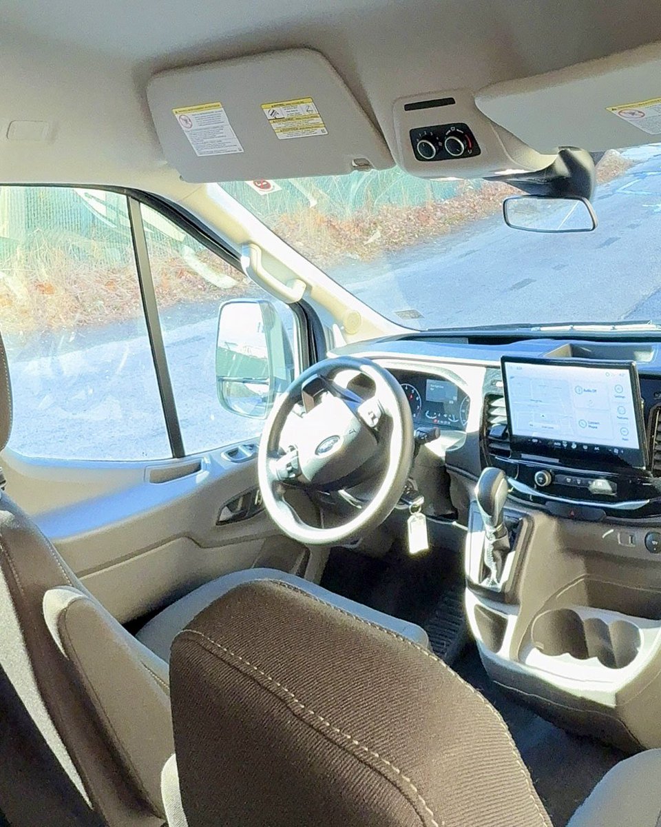 greenvans's tweet image. Someone claimed the front seat? No worries. There’s plenty of room to get comfortable in our 15-passenger Ford Mid-Roof Transits. With all that headroom, you can stretch out and enjoy the ride without feeling cramped. Hit the link in our bio to learn more or get a quote today!