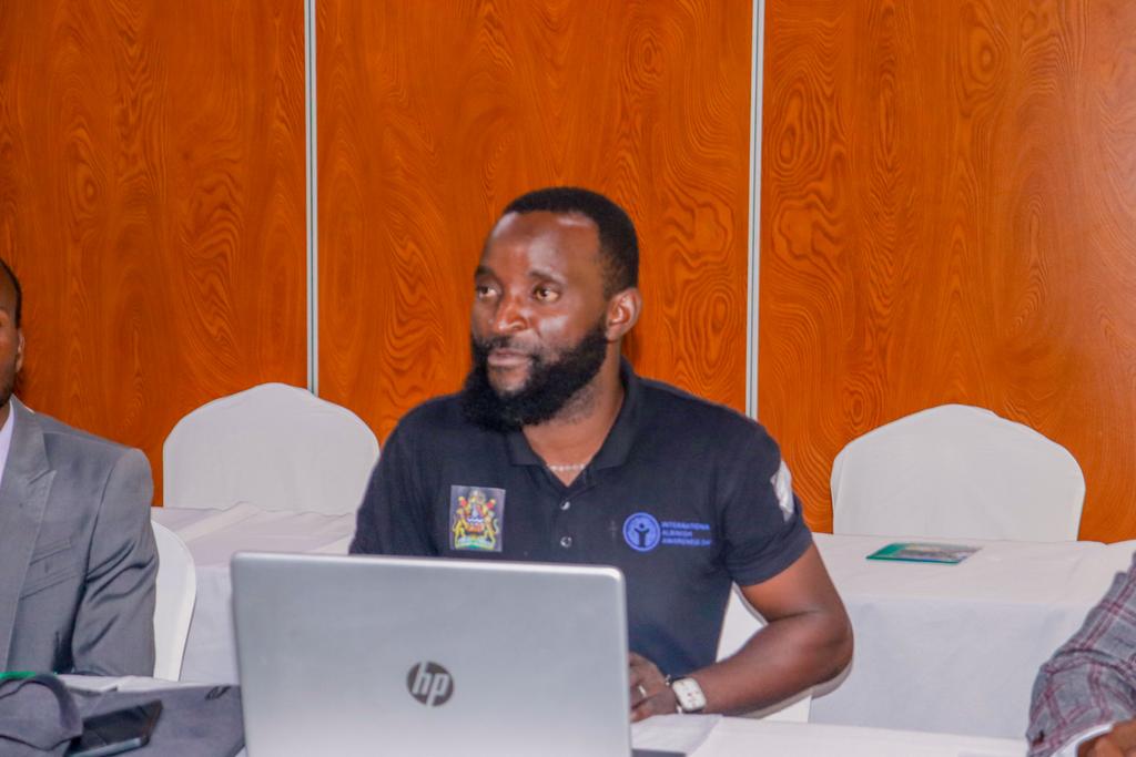 cisonecc_malawi's tweet photo. "Coordination & collaboration are vital to improving clean energy access in Malawi, say energy sector leaders at a 2-day stakeholders' meeting in Lilongwe. The engagement focused on strategies to accelerate access to clean energy & tackle environmental challenges. #CleanEnergyMW" https://t.co/A5O9o0fWFX